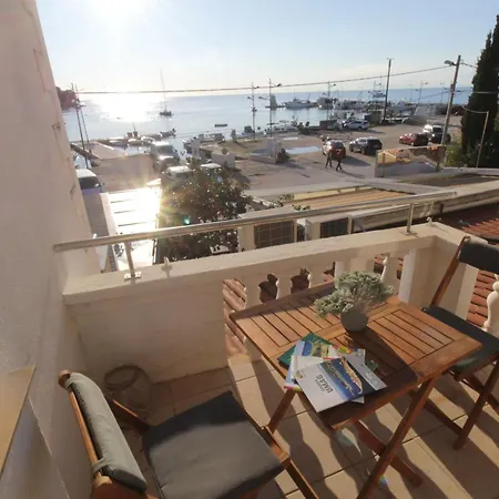 Cinema Apartman *